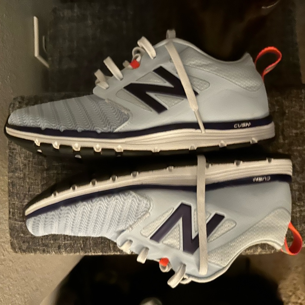 New Balance Women's 577 V5 Cross Trainer size 8, Blue NWOT